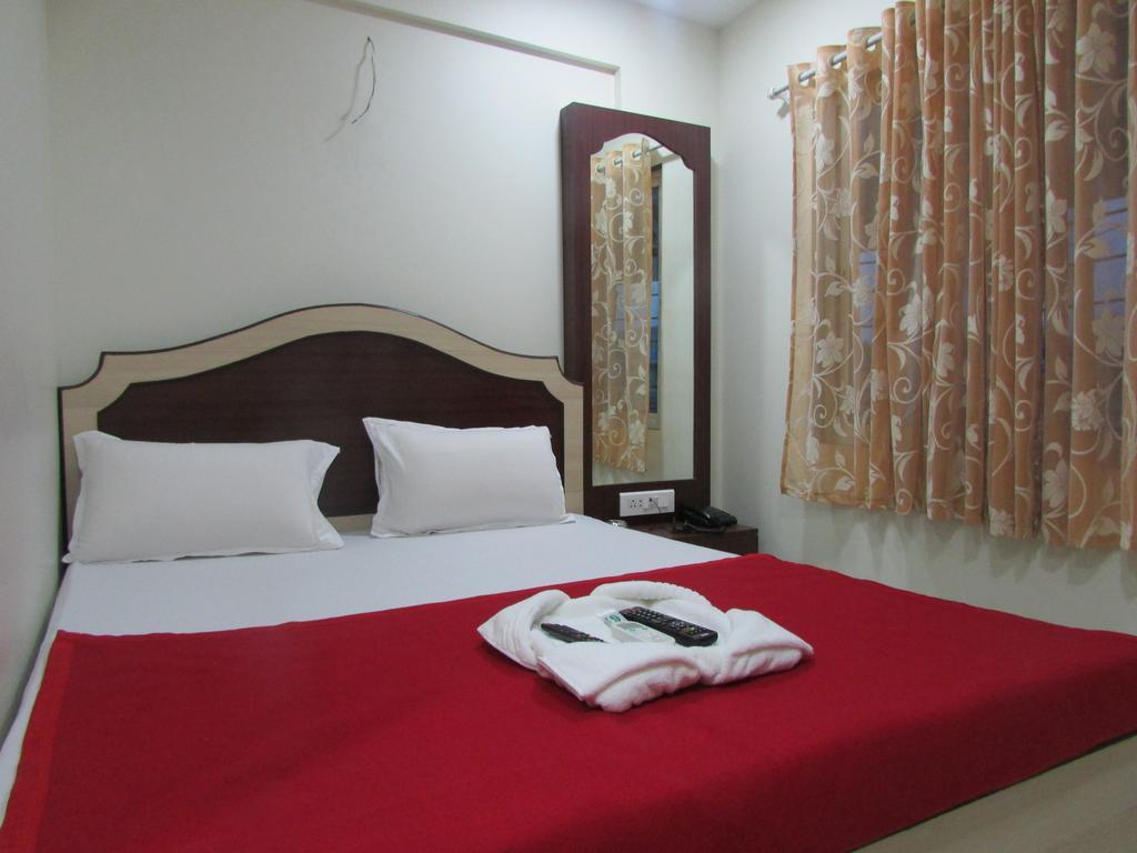 Royal Annex Hotel