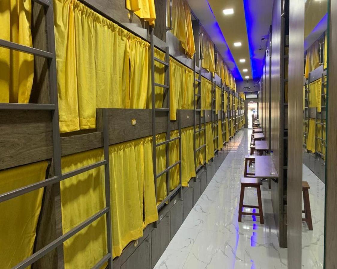 Neenava Hostel Mumbai