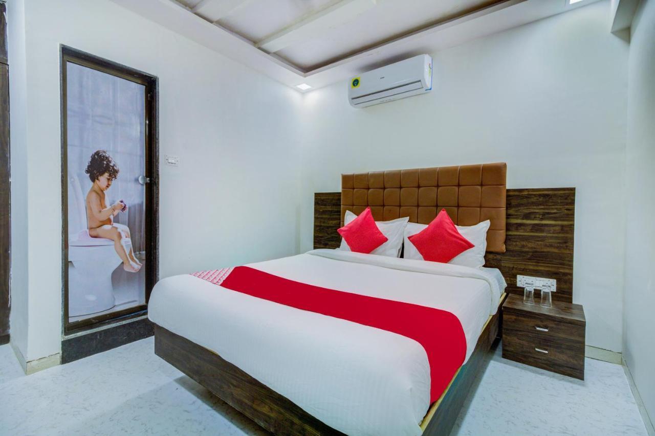 Oyo 66155 Golden Palace 3* Mumbai