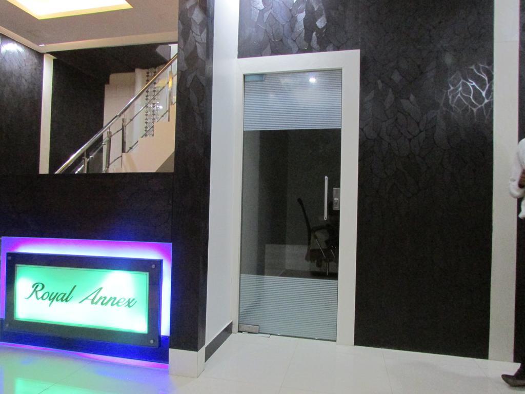 Royal Annex Hotel