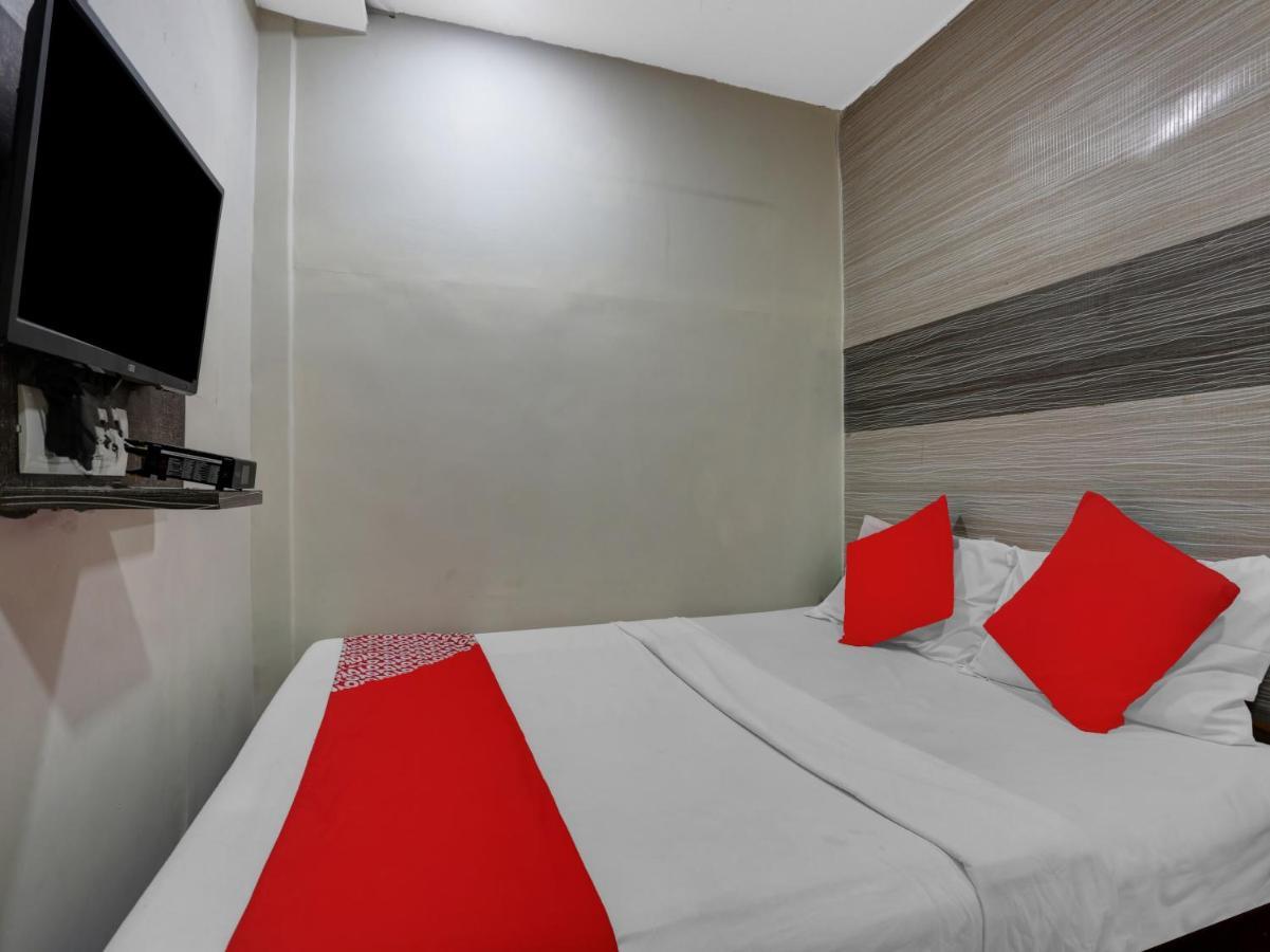 Hotel Oyo 84398 Maroshi Residency Mumbai