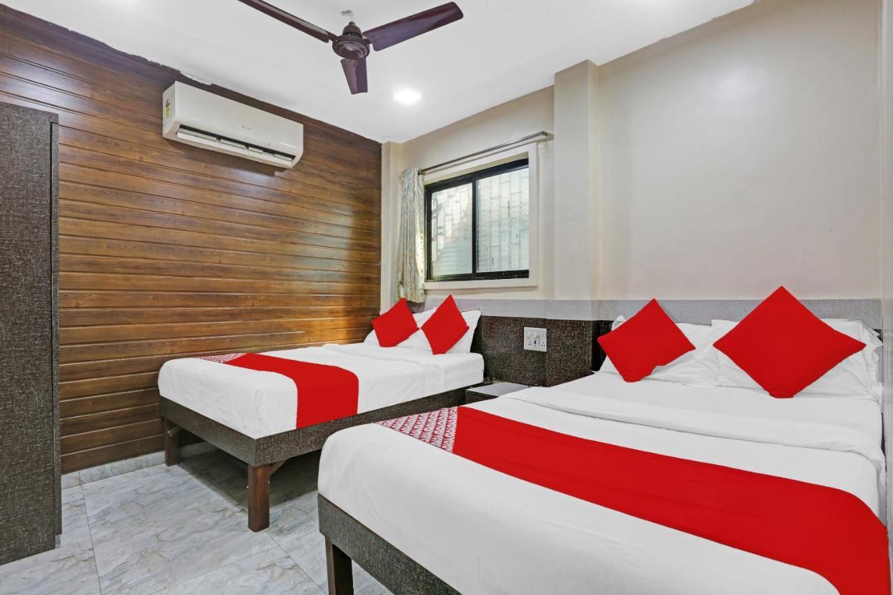 Hotel Oyo 84398 Maroshi Residency 3*