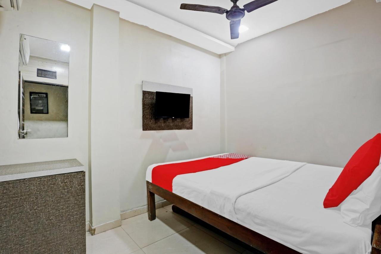 Hotel Oyo 84398 Maroshi Residency