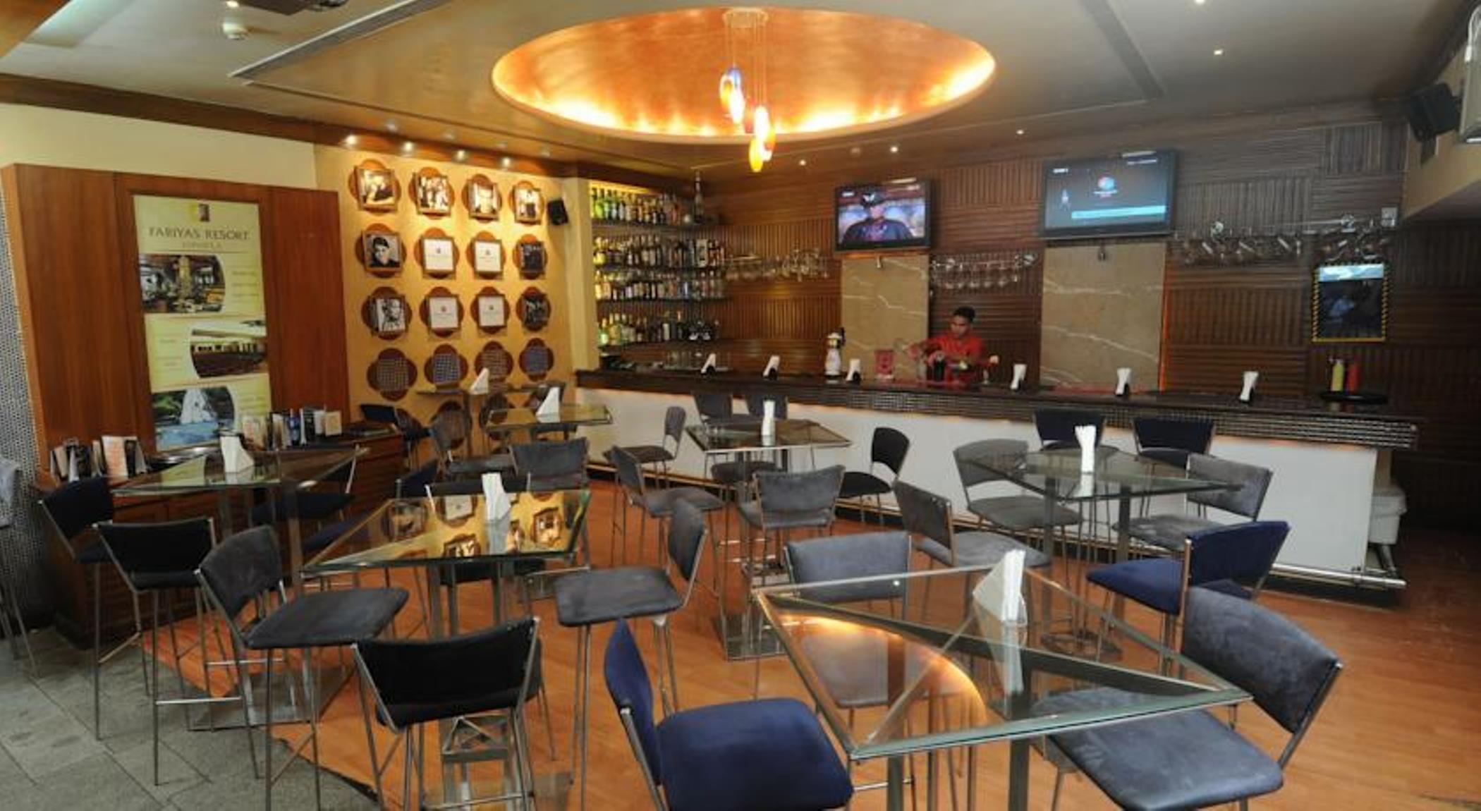 Fariyas , Colaba 4*