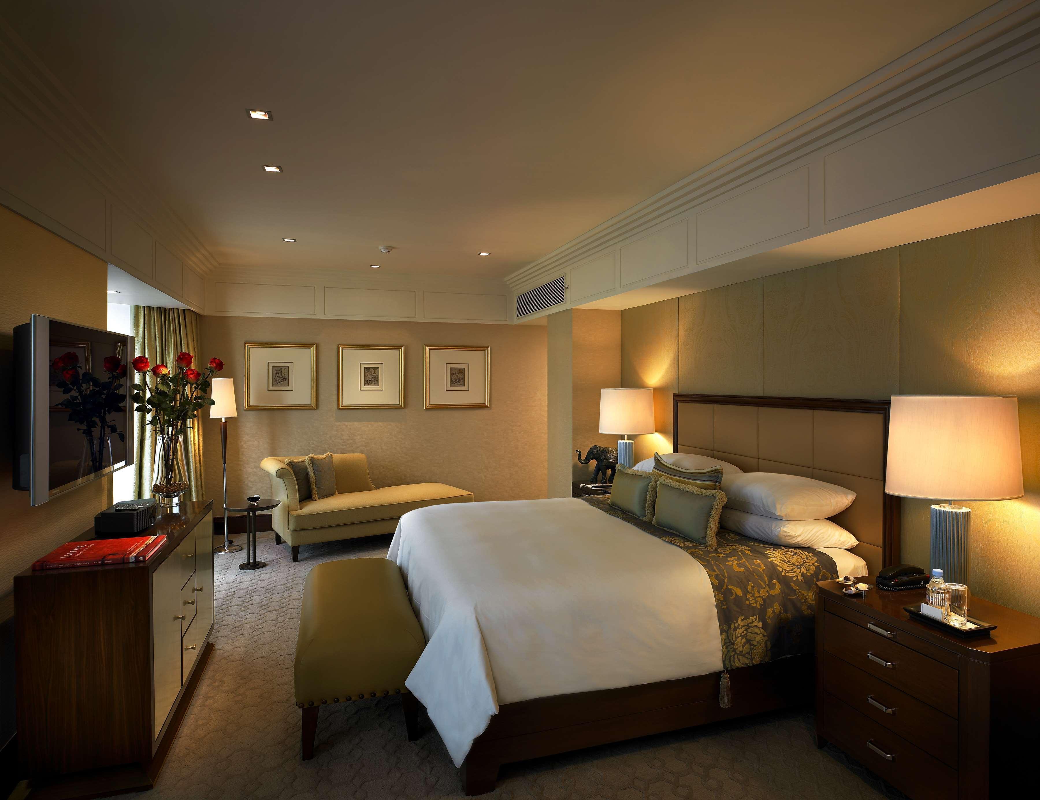 The Leela 5*