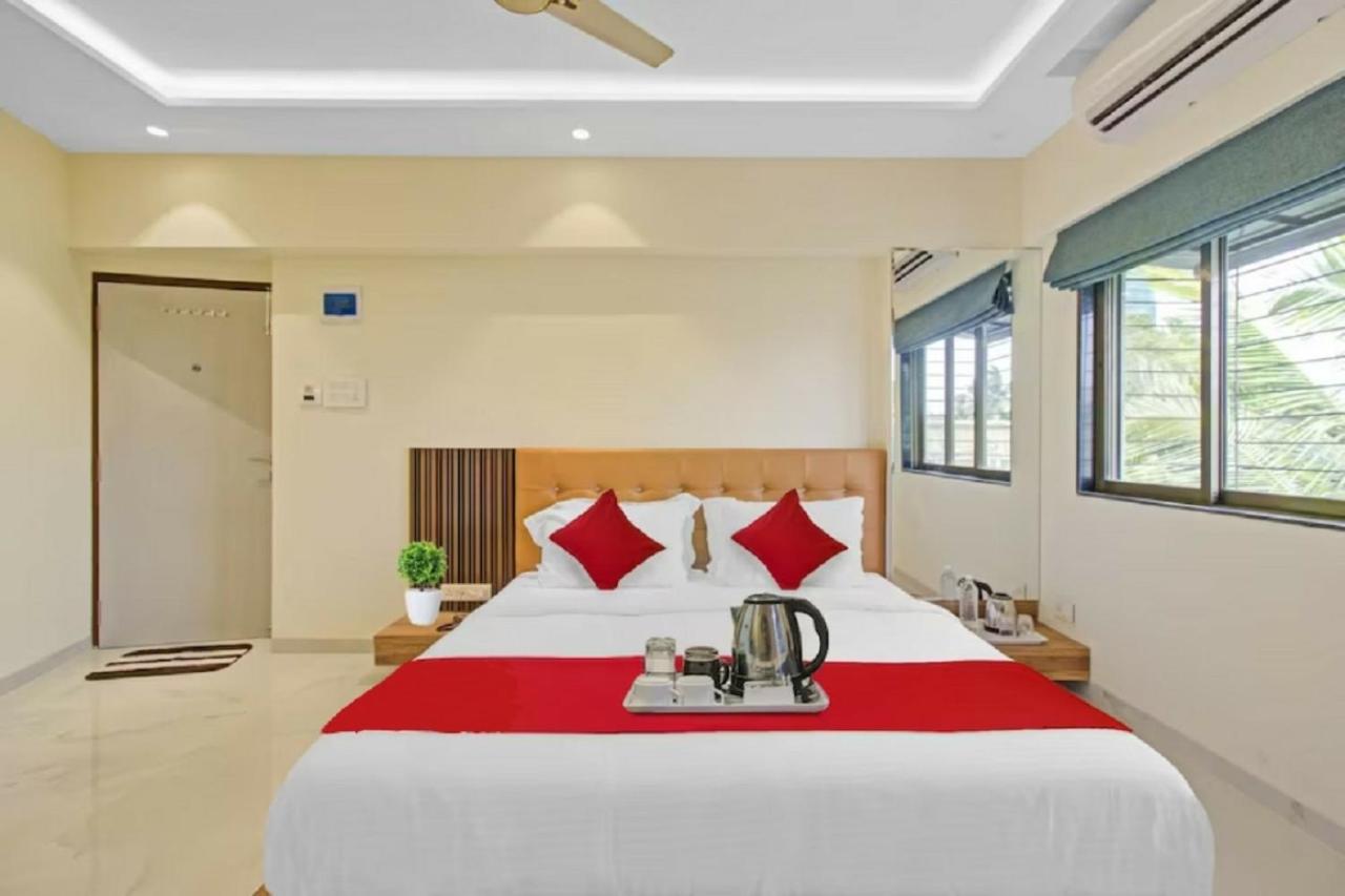 Sunrise Juhu Hotel 2*