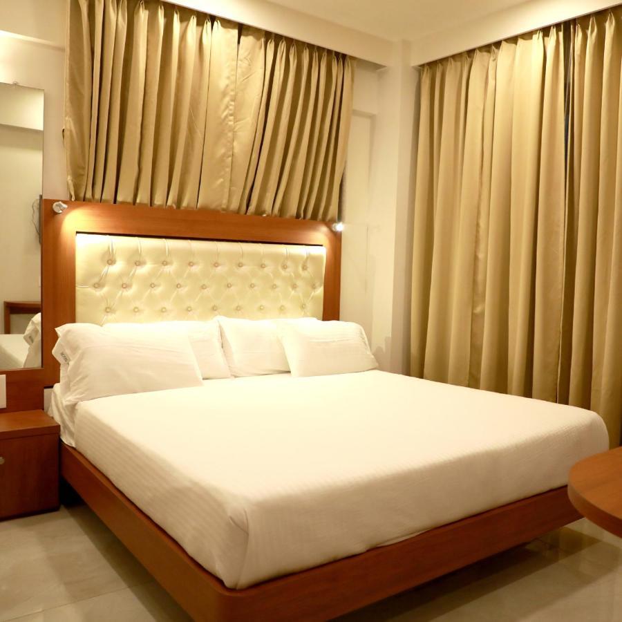 Hotel Lords, Mumbai