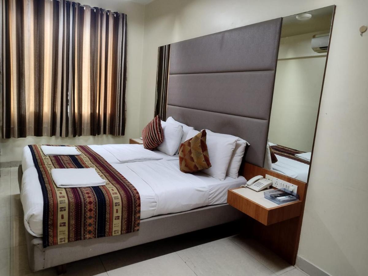 Hotel Empire Mumbai