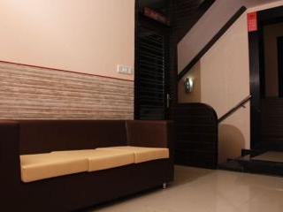 Hotel Fabhotel The Adore Palace Mumbai