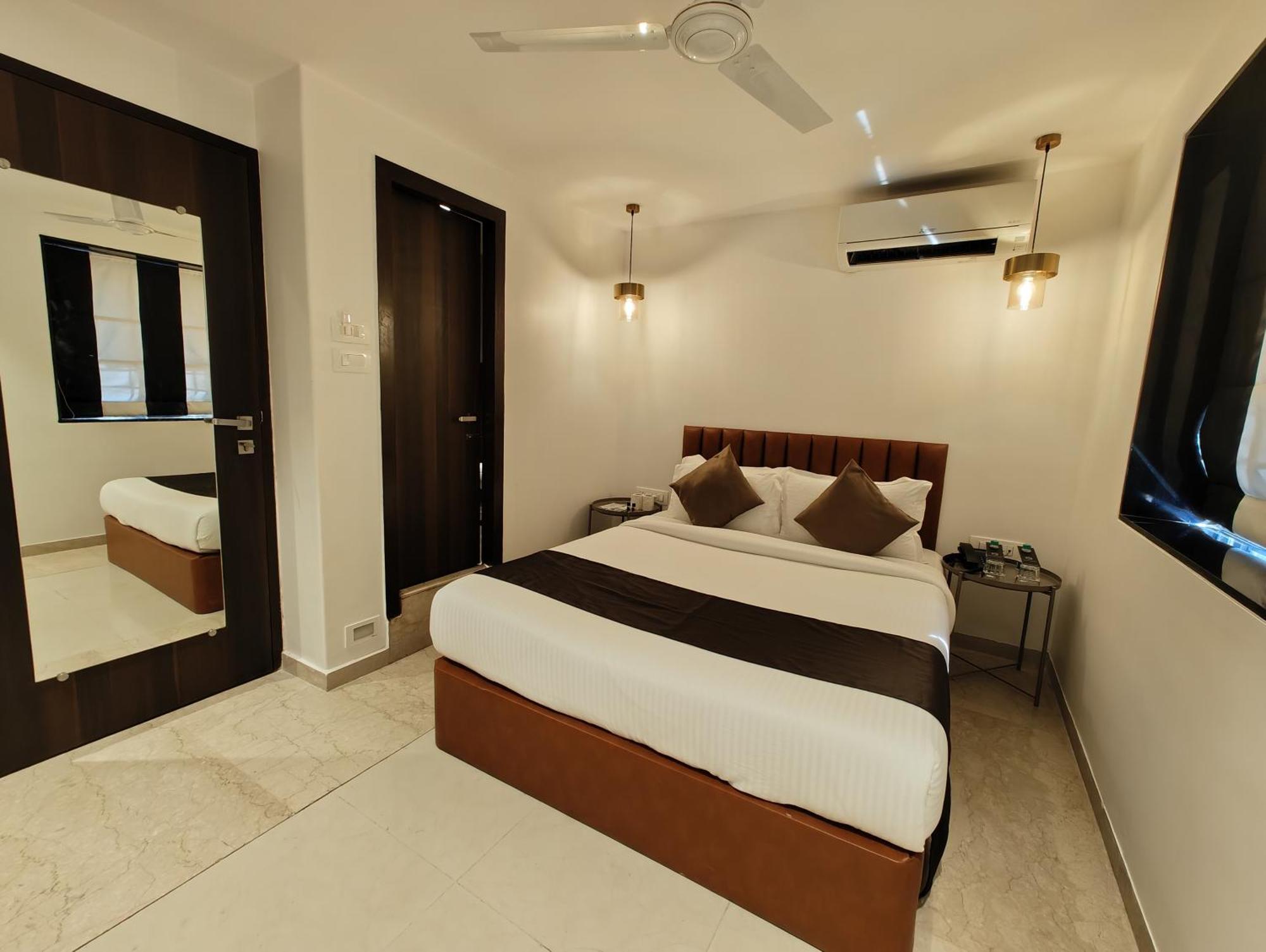 Hotel The Majlis - Colaba 3*