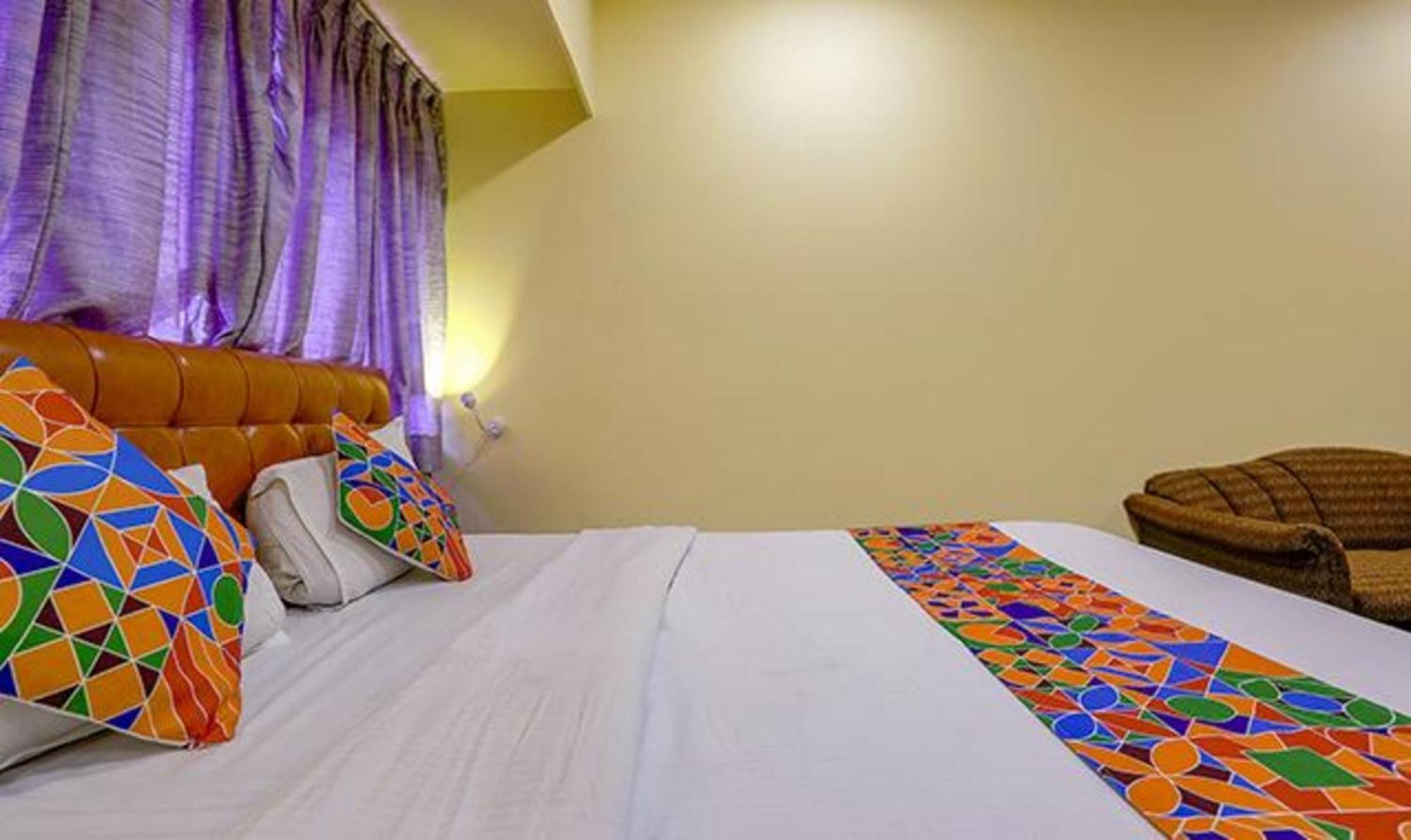 Fabexpress Jayshree - Nr International Airport Hotel Mumbai