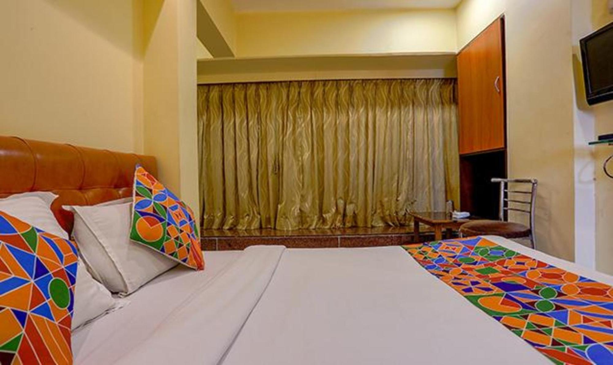 Hotel Fabexpress Jayshree - Nr International Airport Mumbai