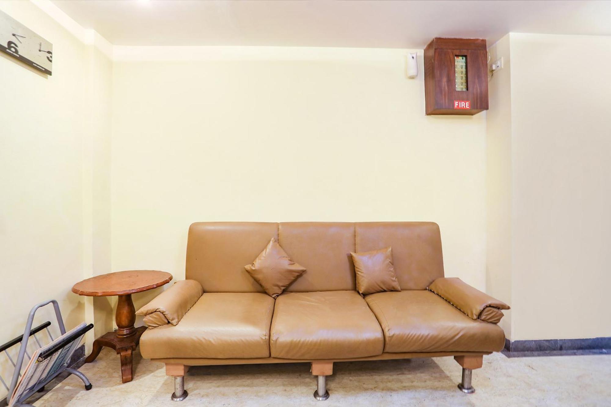 Fabhotel Shubhangan - Nr Bandra Hotel