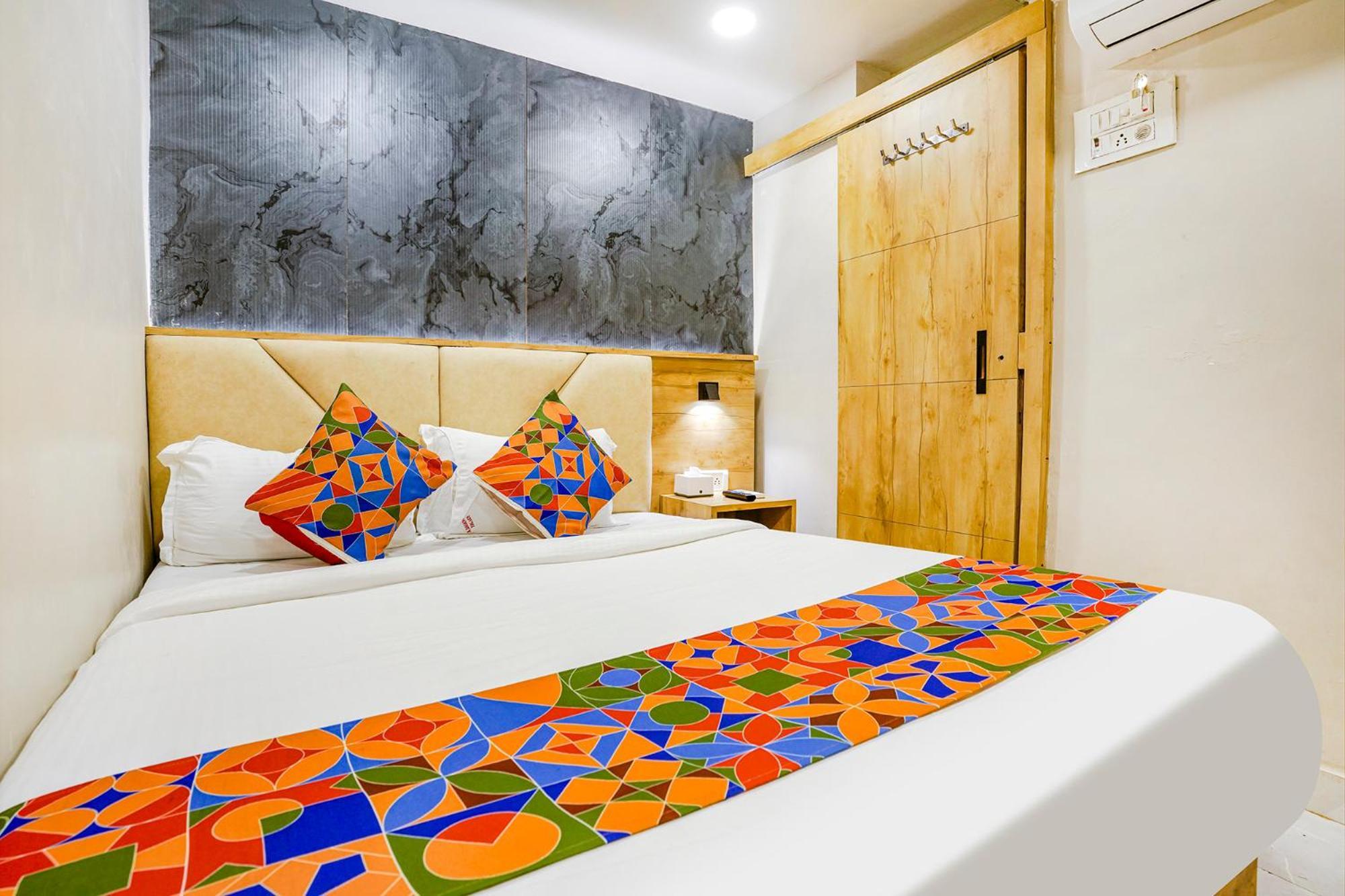 Fabexpress Baghdad Palace Hotel