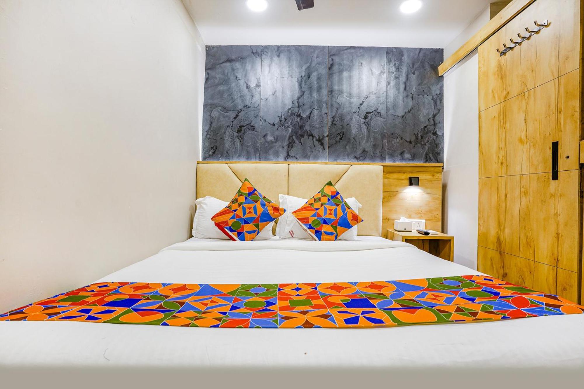 Fabexpress Baghdad Palace Hotel