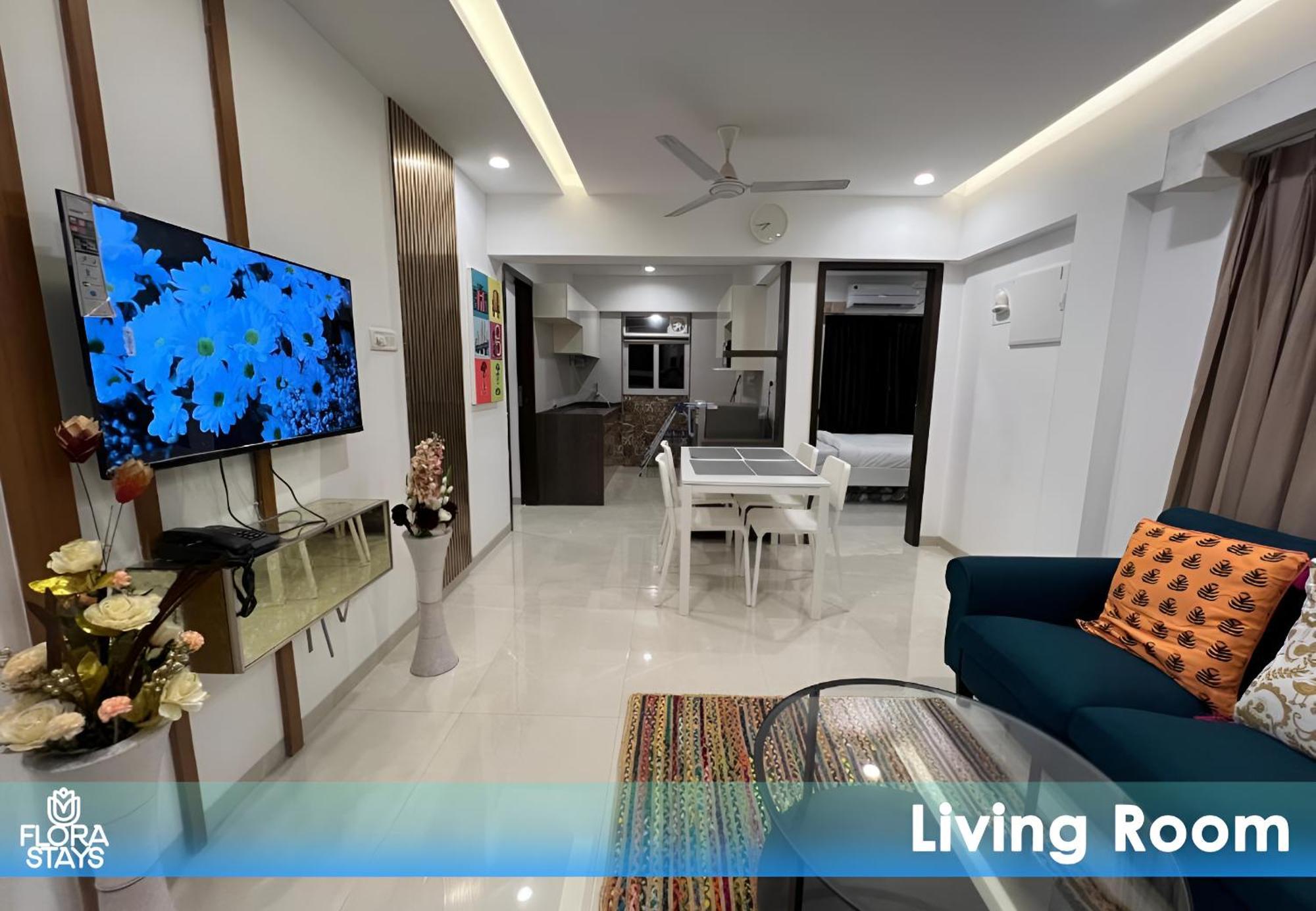 2br Theme Service For Staycation By Flora Mumbai