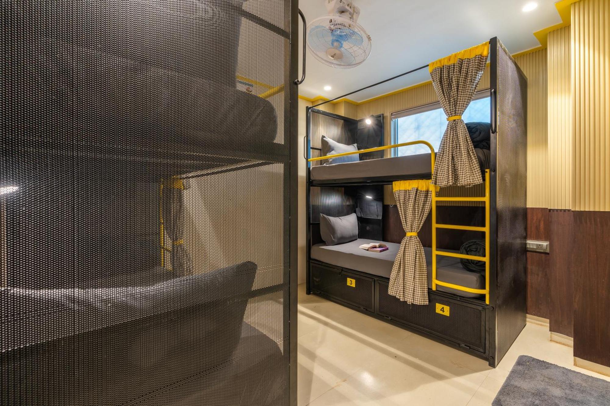 Hostel The Mumbai, International Airport