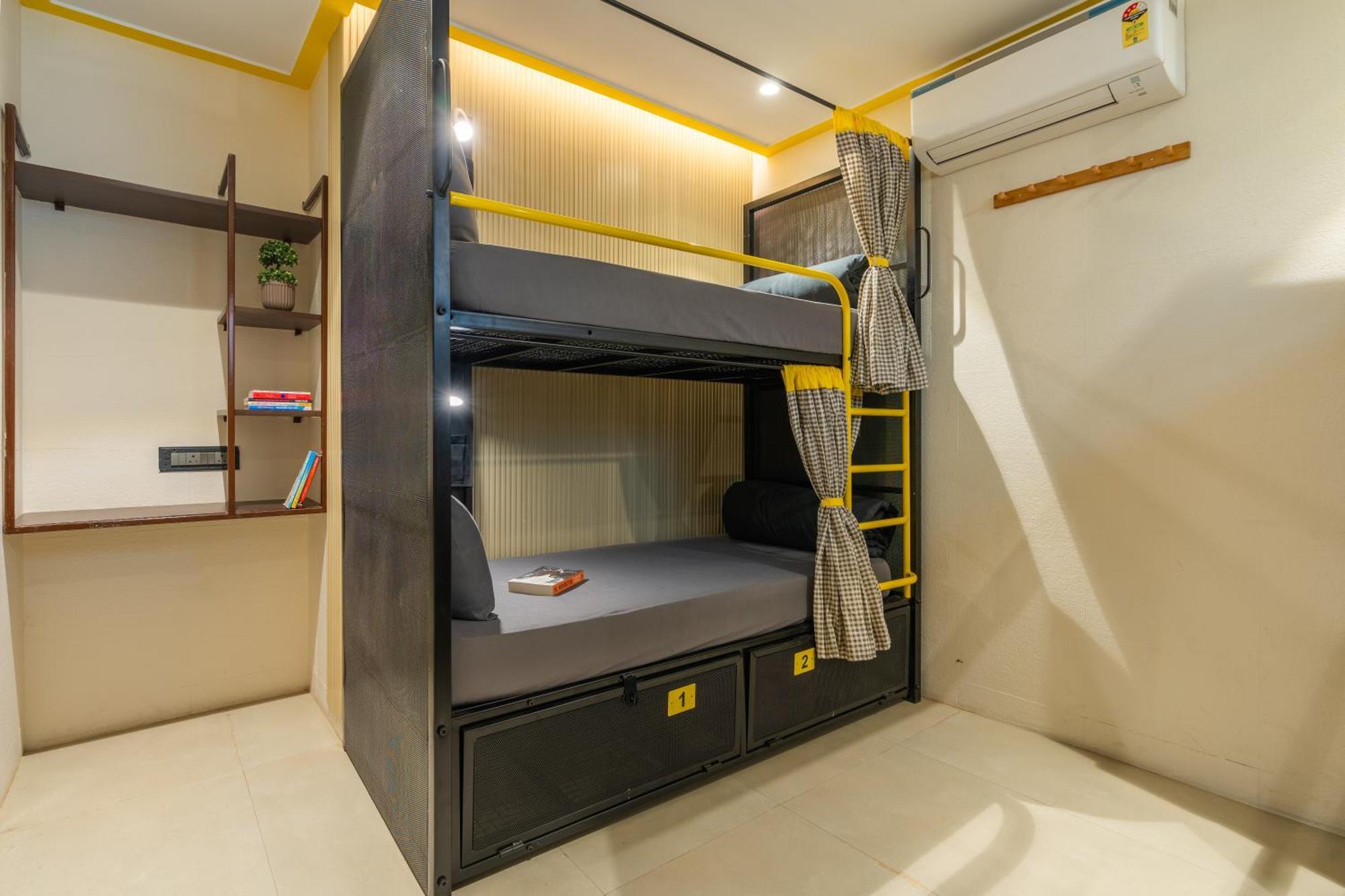 Hostel The Mumbai, International Airport *
