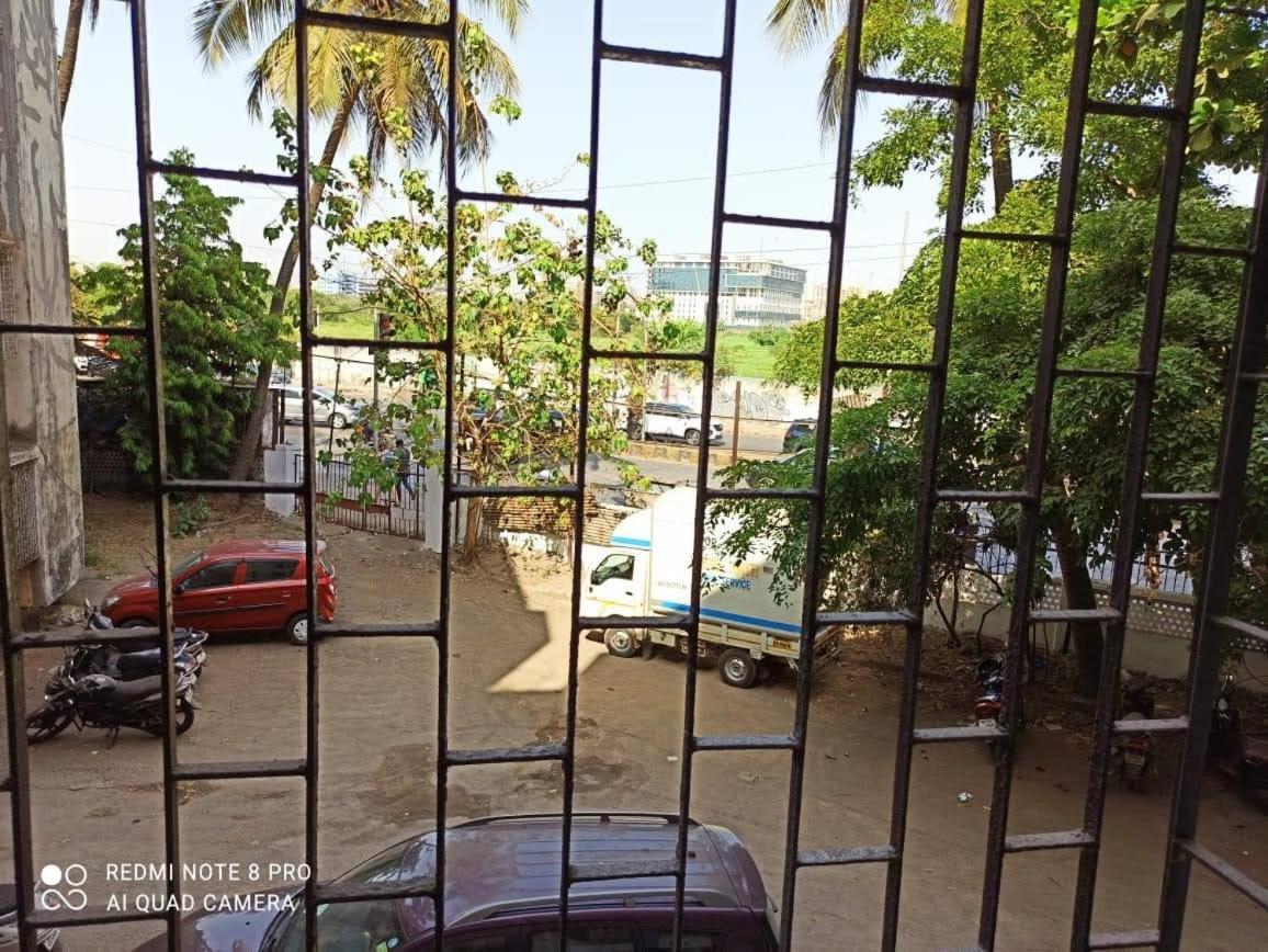 Sai Dham Society Guest house Mumbai