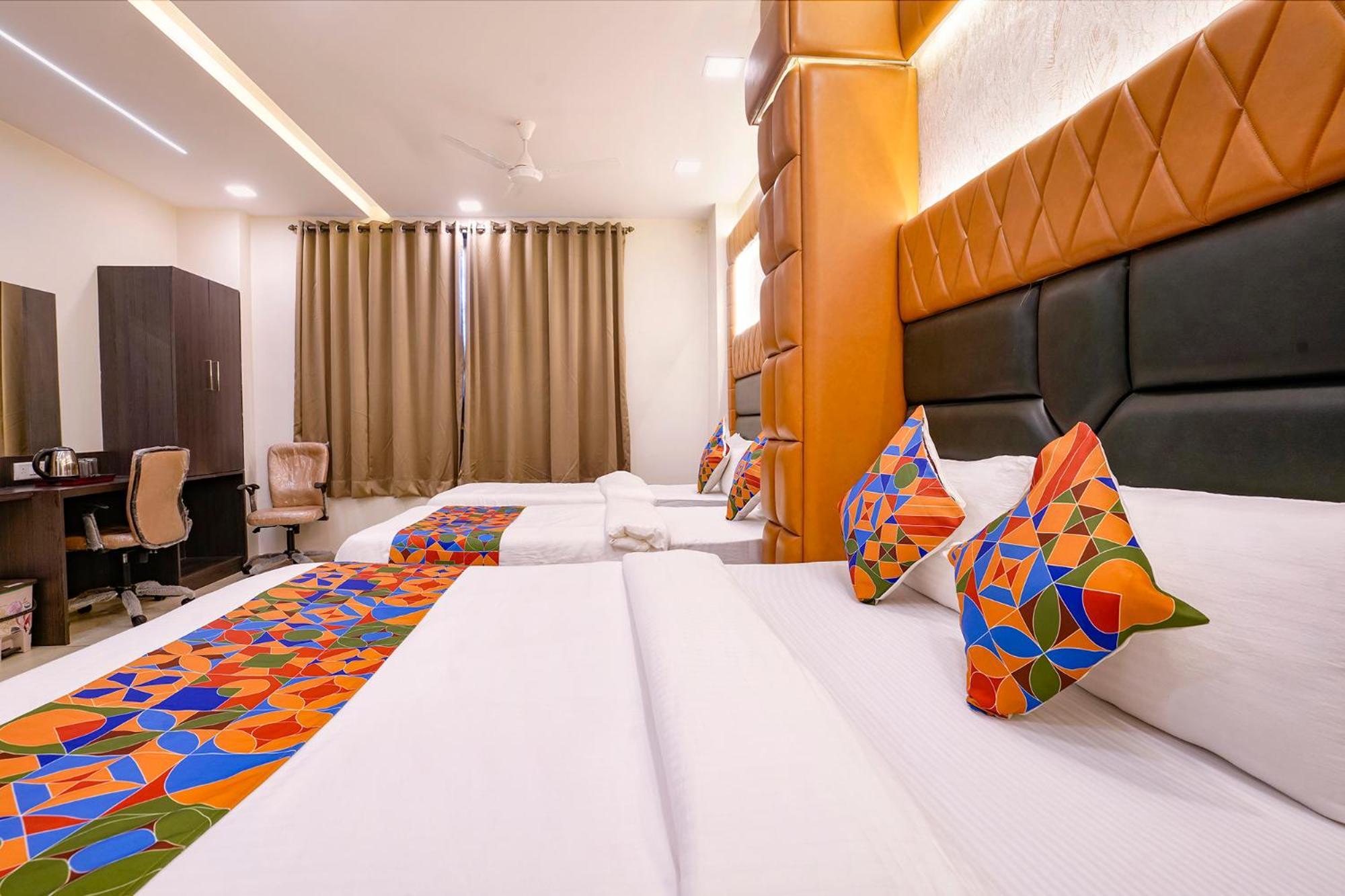 Hotel Fabhotel Sunshine Residency Diva