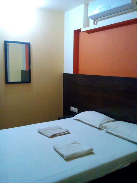 Jalaja Hotel