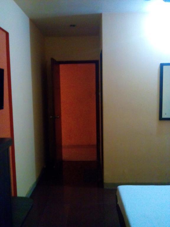 Jalaja Hotel *