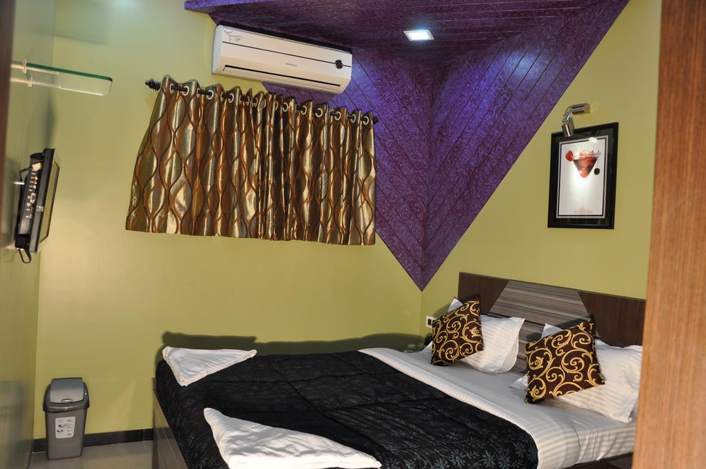 Hotel Planet Plaza Mumbai
