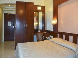 Fabhotel Shubhangan - Nr Bandra