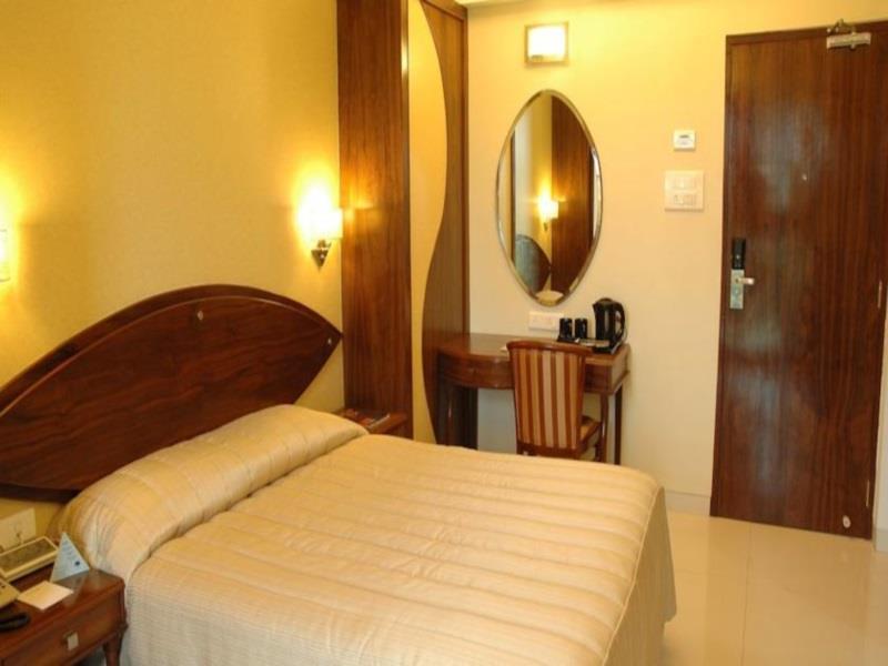 Fabhotel Shubhangan - Nr Bandra