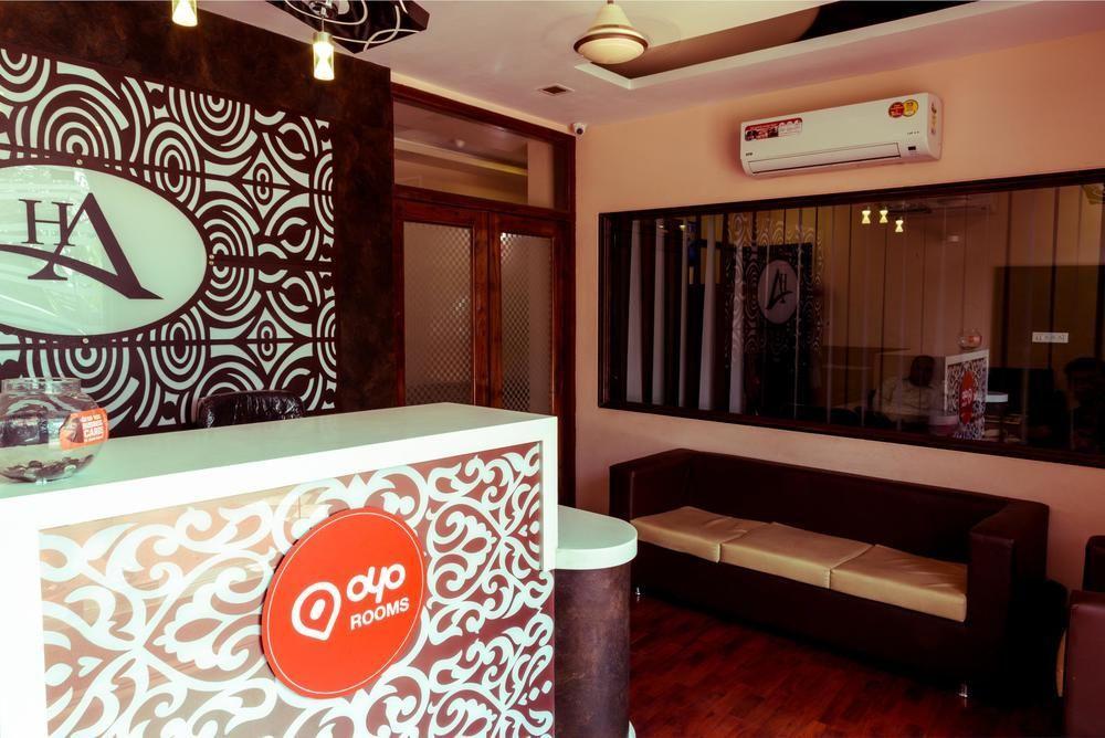 Fabhotel The Adore Palace Hotel
