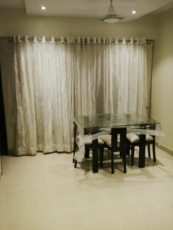 Guest house Arista Service *