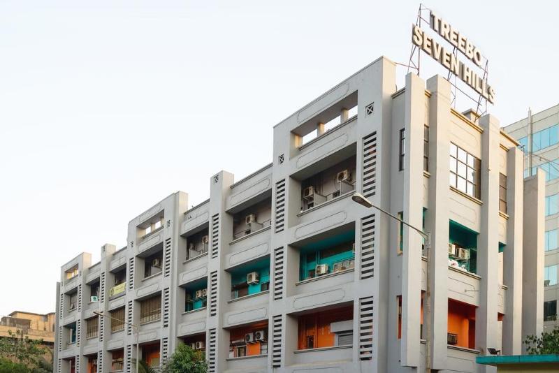Seven Hills Hotel