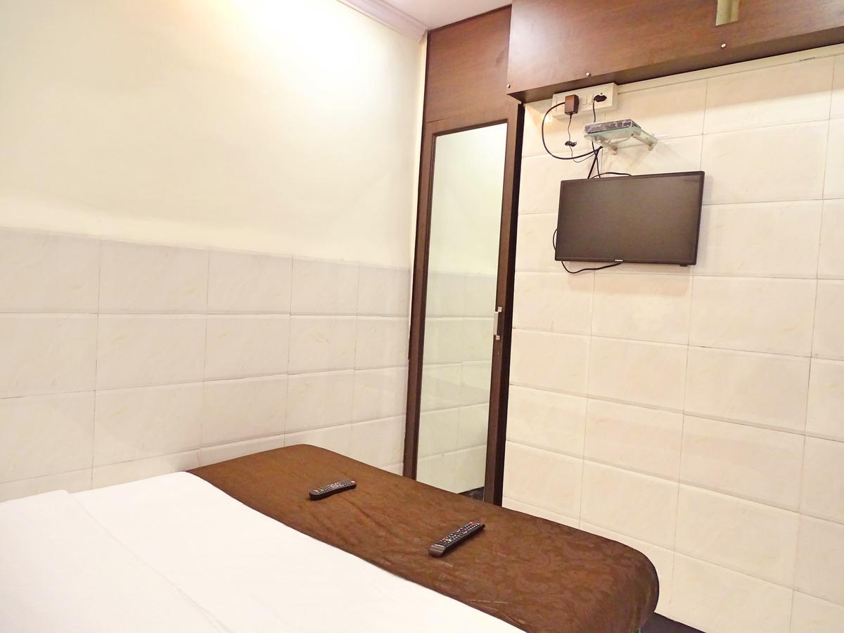 Lodge Sai Sharan Lodging *