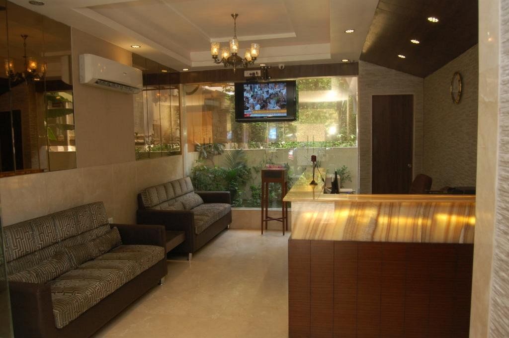 Hotel Grace Residency