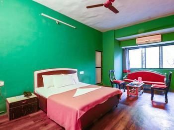 Hotel Evergreen 2*