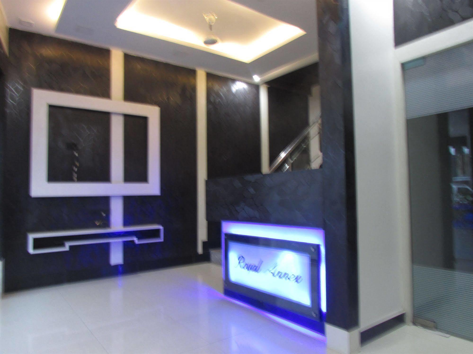 Royal Annex Hotel