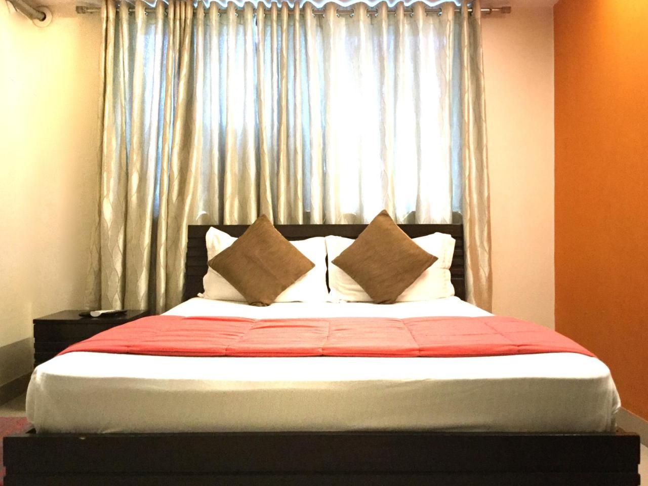 Guest house Arista Service *