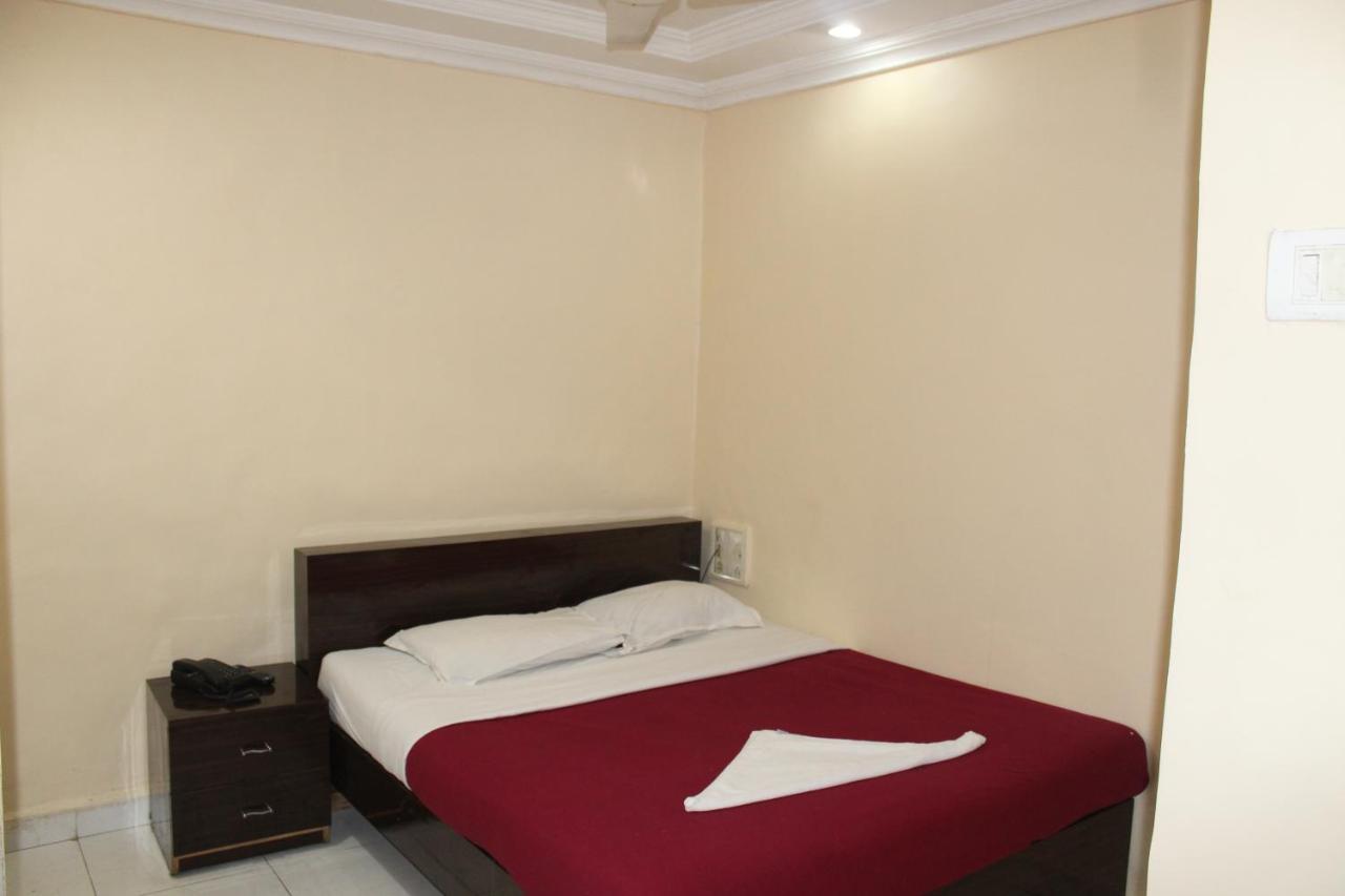Sea Sands Inn