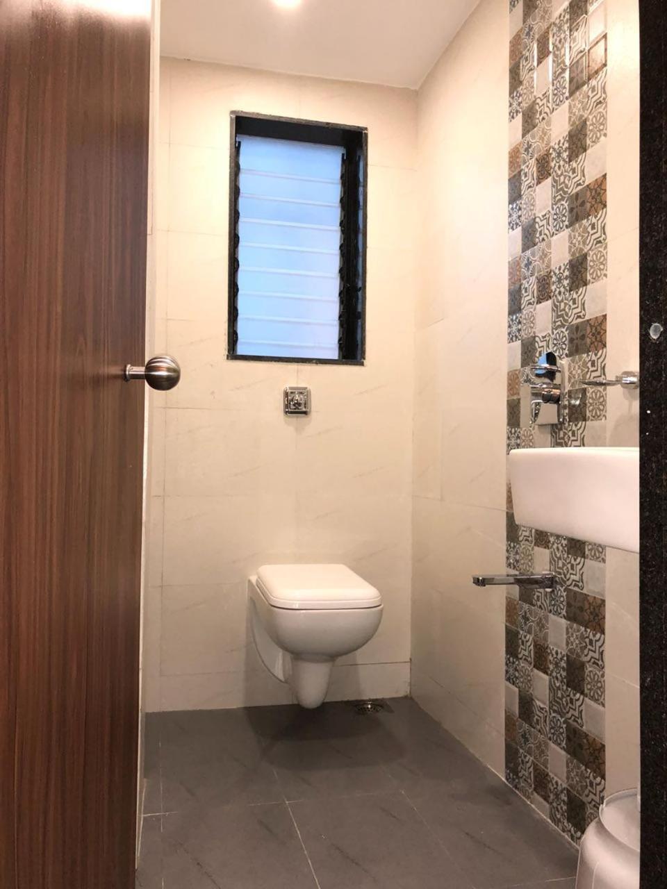 Crystal Hotel 2*