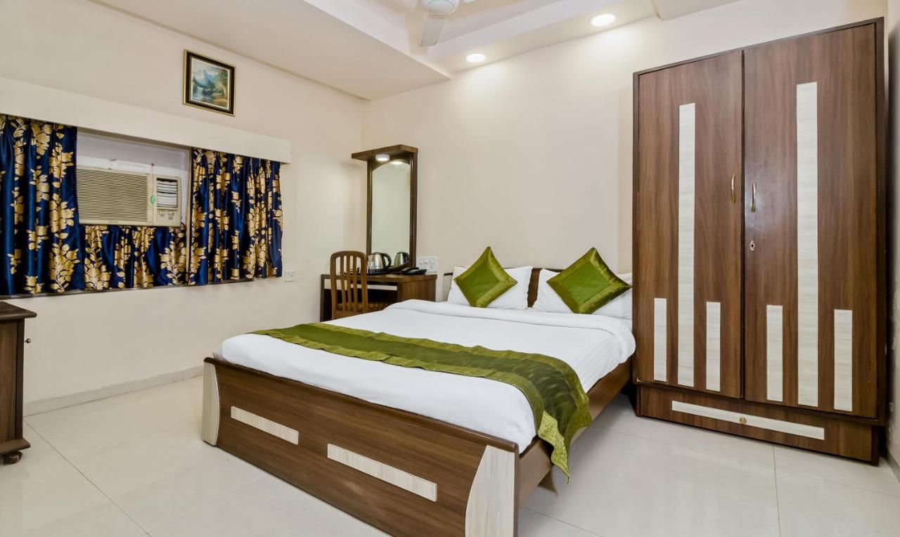 Treebo Trip Livewel Hotel