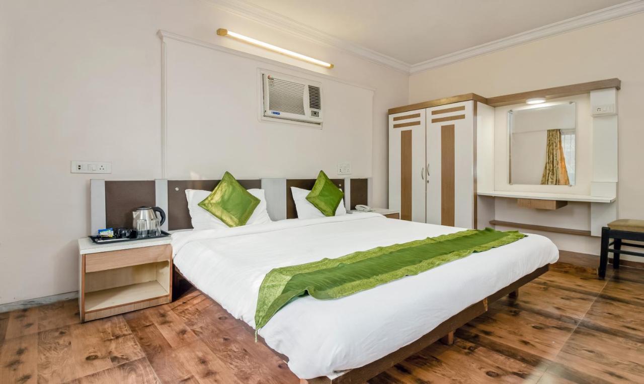 Treebo Trip Livewel 3* Mumbai