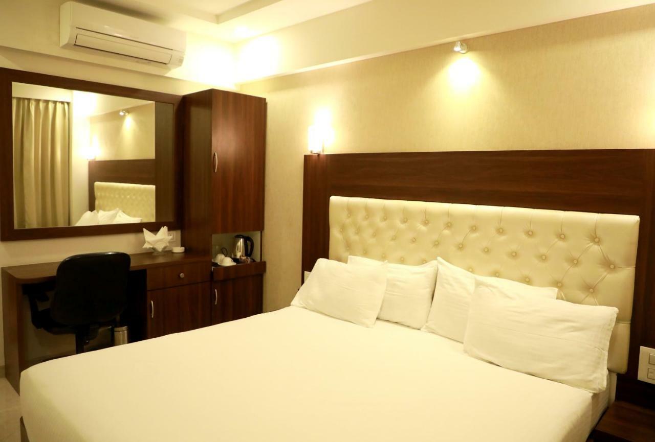 Lords, Hotel 3*