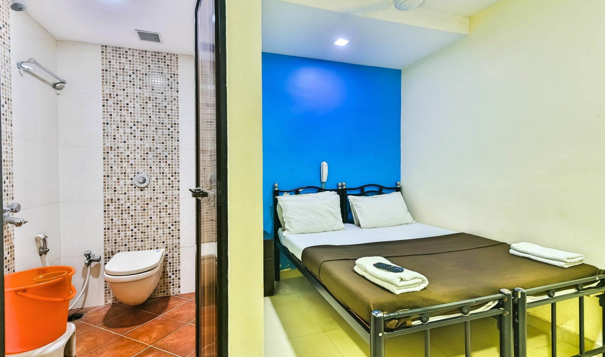 Inn Decent Mumbai