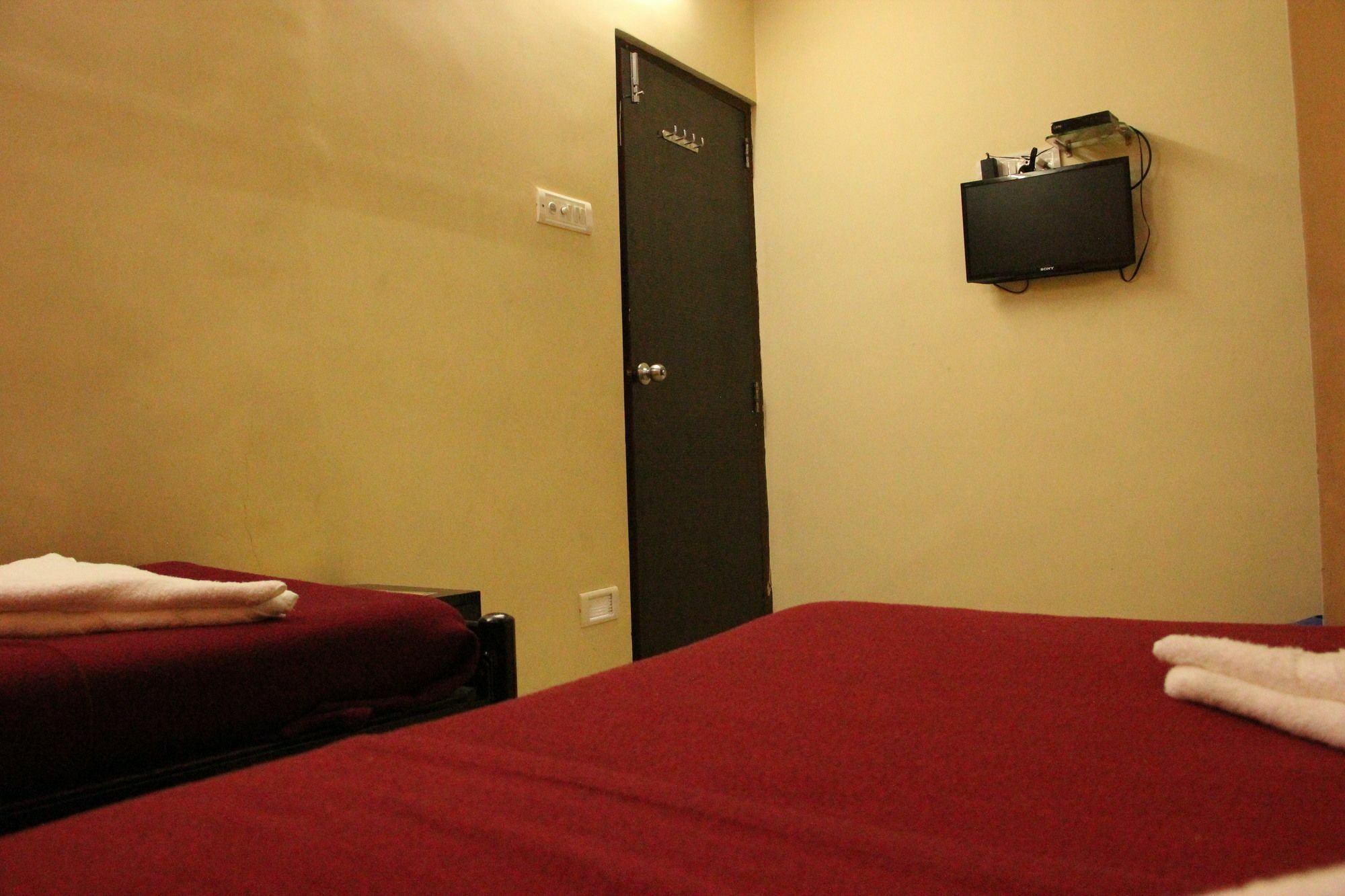 Decent Inn