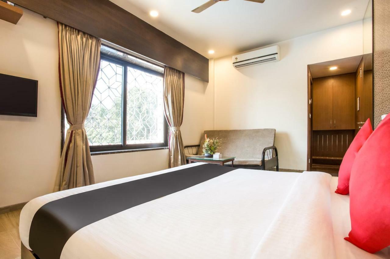 Capital O 36119 Royal Garden & Lawns 3*