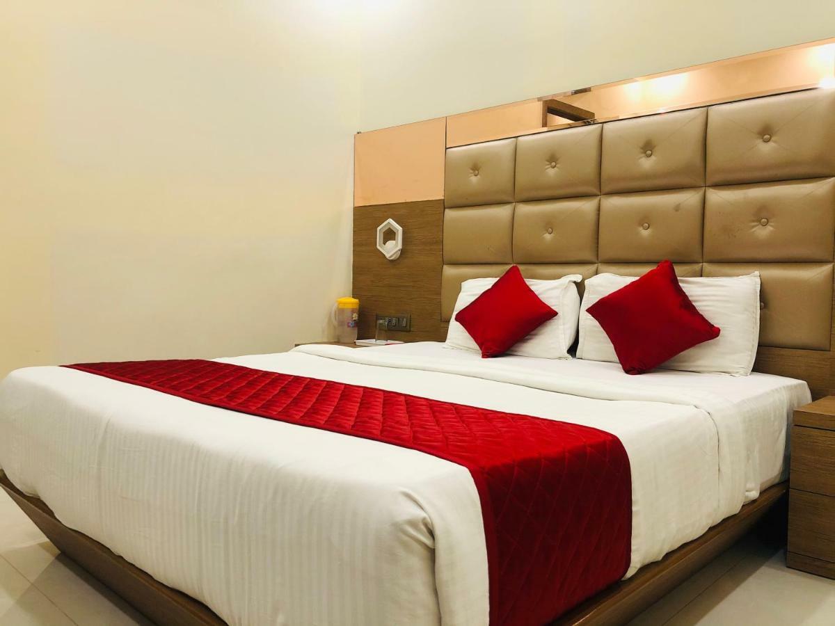 Hotel Guestinn Residency