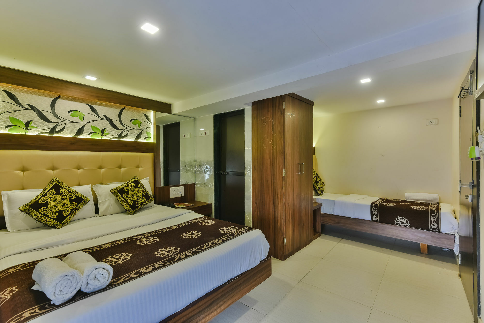 Hotel Guestinn Residency 3*