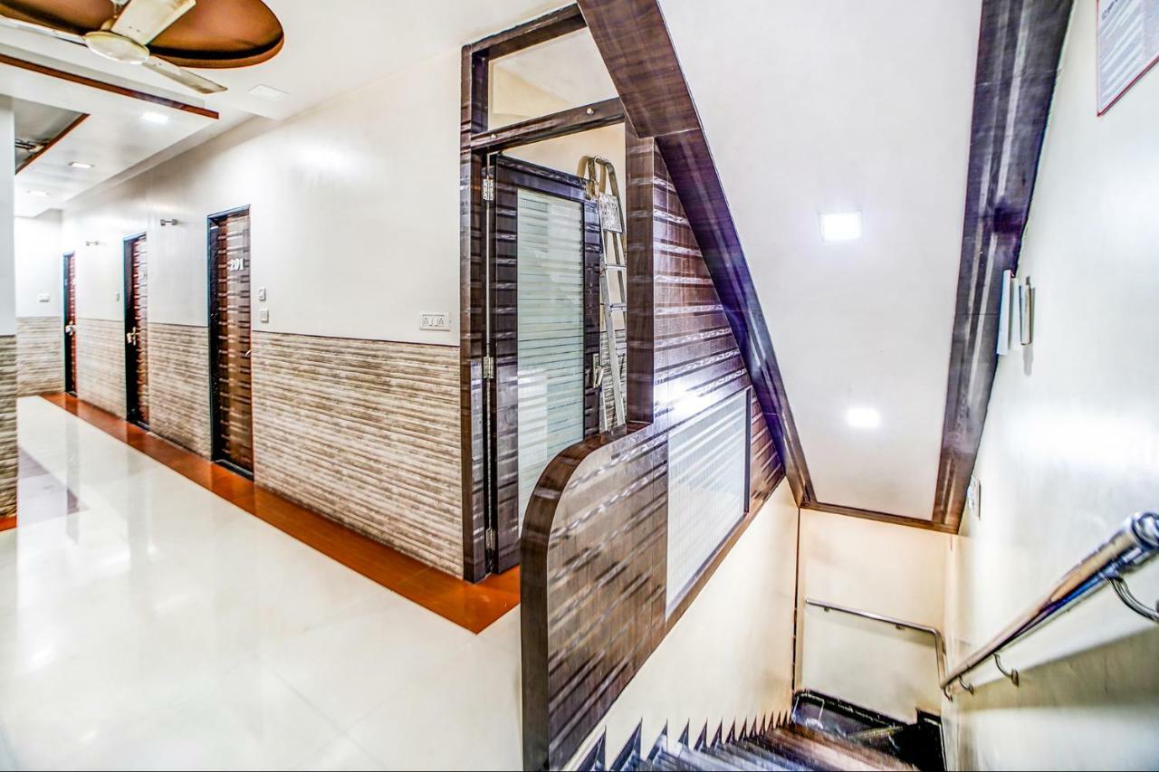 Fabhotel The Adore Palace 3* Mumbai