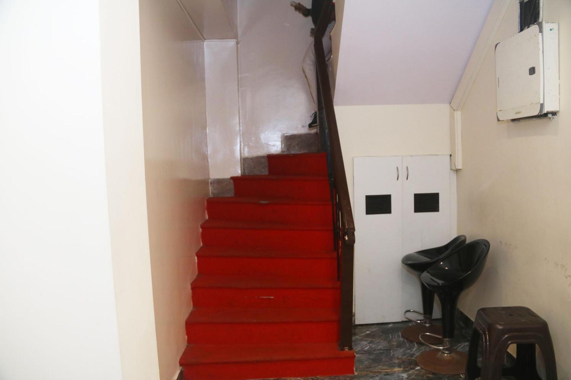 West - Andheri West Hotel 2*